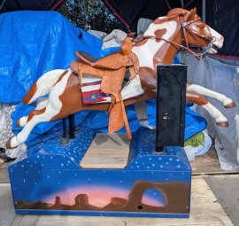 Champion Horse Kiddie Ride, Chestnut Pinto with sound box