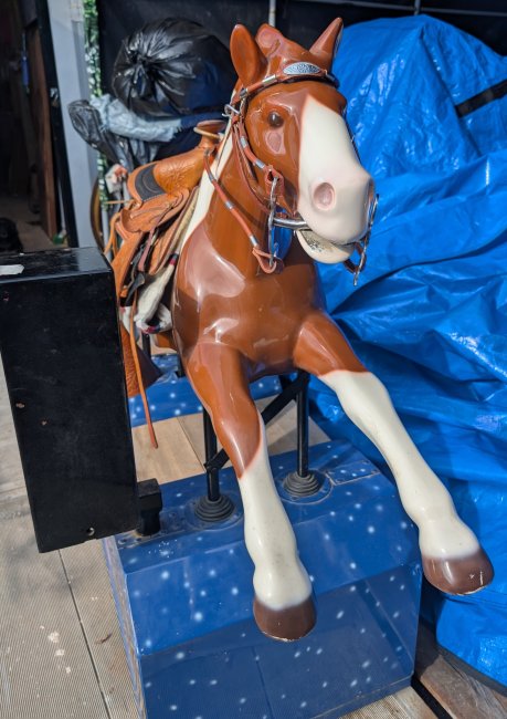 Champion Horse Kiddie Ride, Chestnut Pinto with sound box