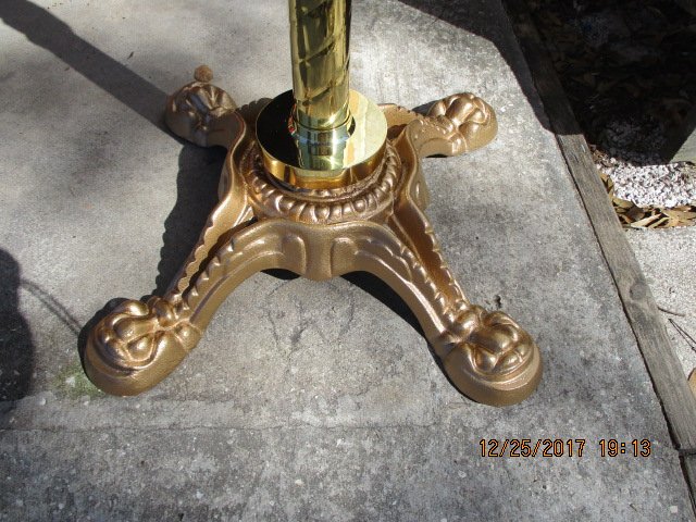 4 Leg  Fancy Cast Iron Base Set Braided