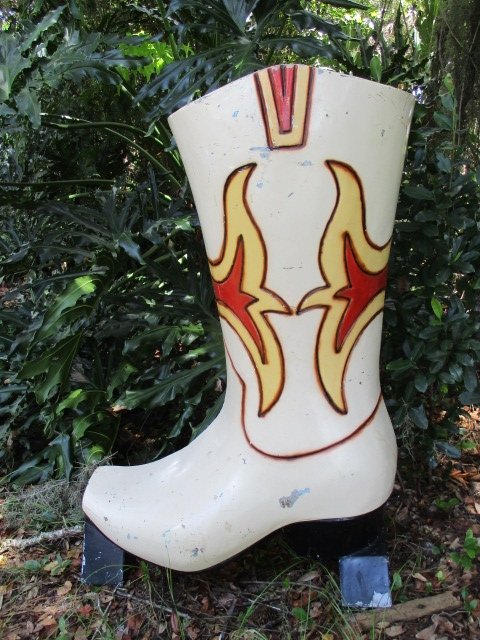 48" Vintage Cowboy Boot Sign in 3D