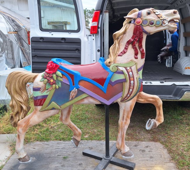 Flowered PTC Stander Stargazer Gold Mane & Tail, Fiberglass