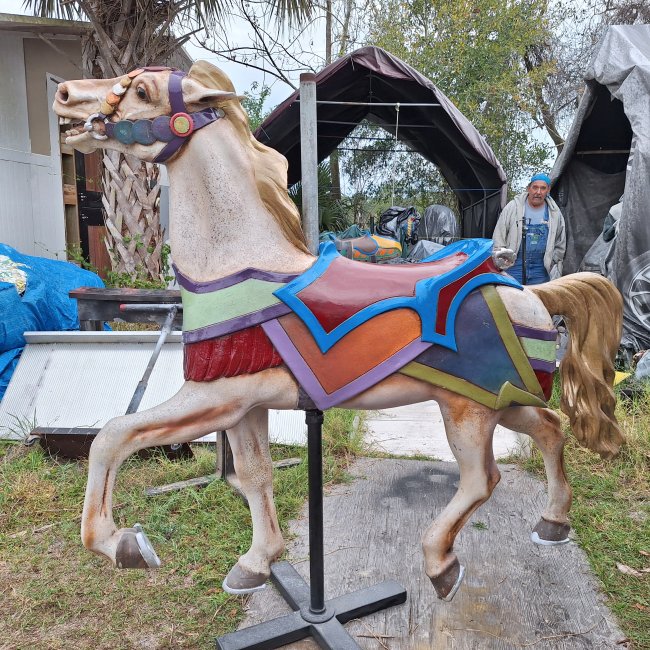 Flowered PTC Stander Stargazer Gold Mane & Tail, Fiberglass